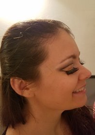 Glitter cut crease makeup