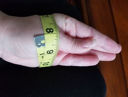 Step 1 Measure your hand